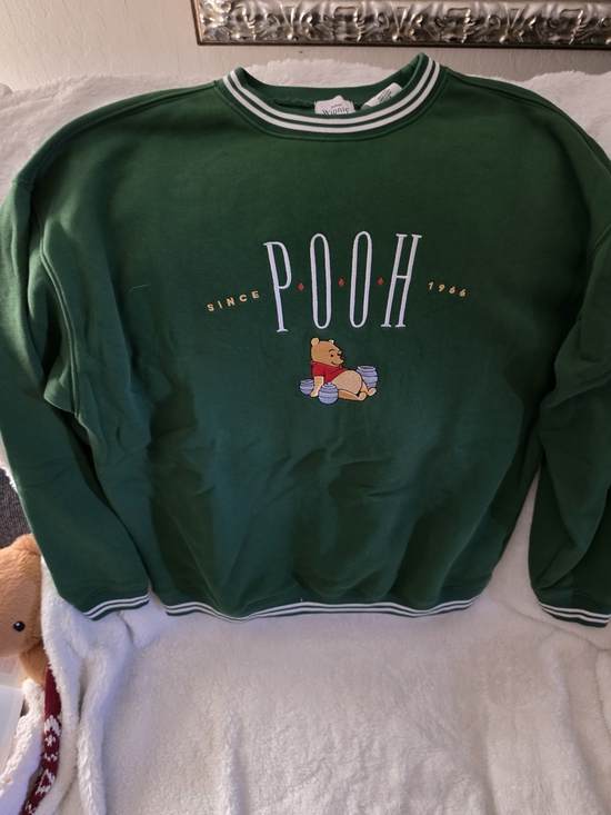 Disney Other - Disney Green and White Winnie the Pooh Crewneck Sweatshirt